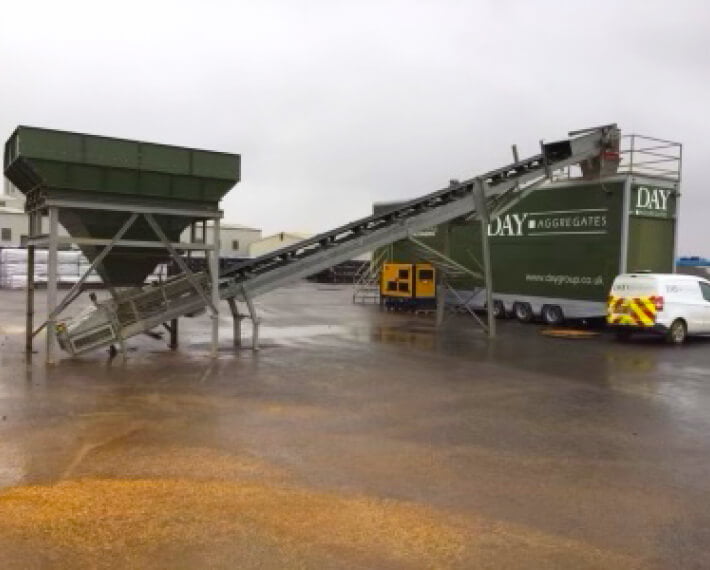 Day Aggregates mobile bagging plant