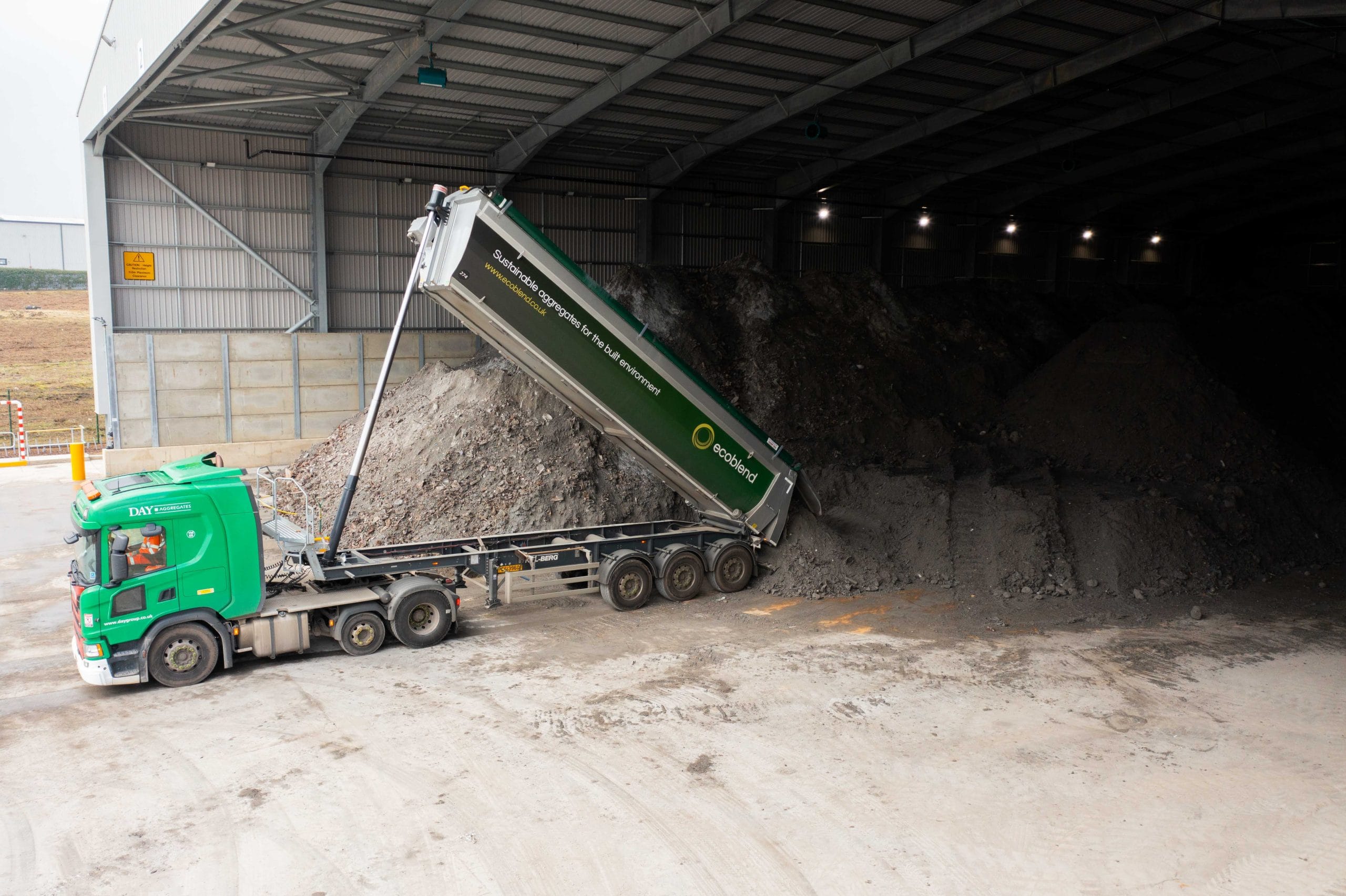 Green Day Aggregates Ecoblend artic tipping out IBA